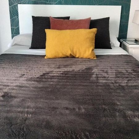 Triana Fenix Apartment Seville Ngoại thất bức ảnh